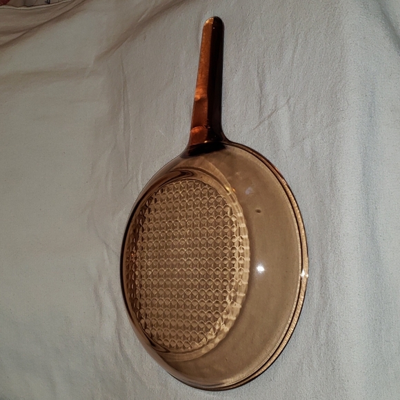 Corning Visions ware 10" Amber Skillet - Picture 7 of 7